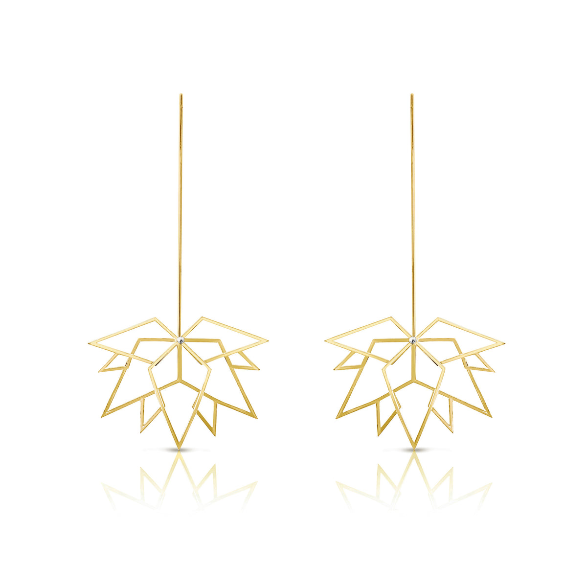 MINI MAPLE LEAF GOLD EARRINGS