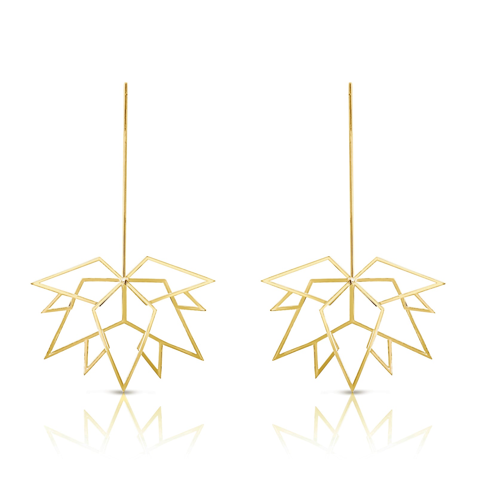 Maple Leaf Gold Earrings