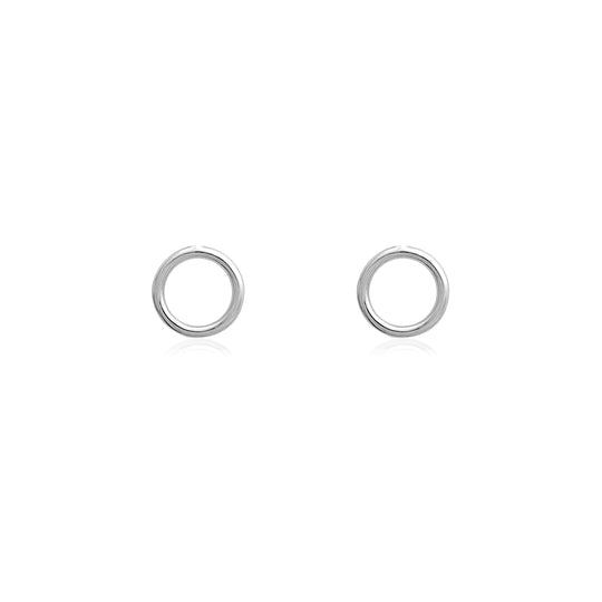 Circle stud earrings