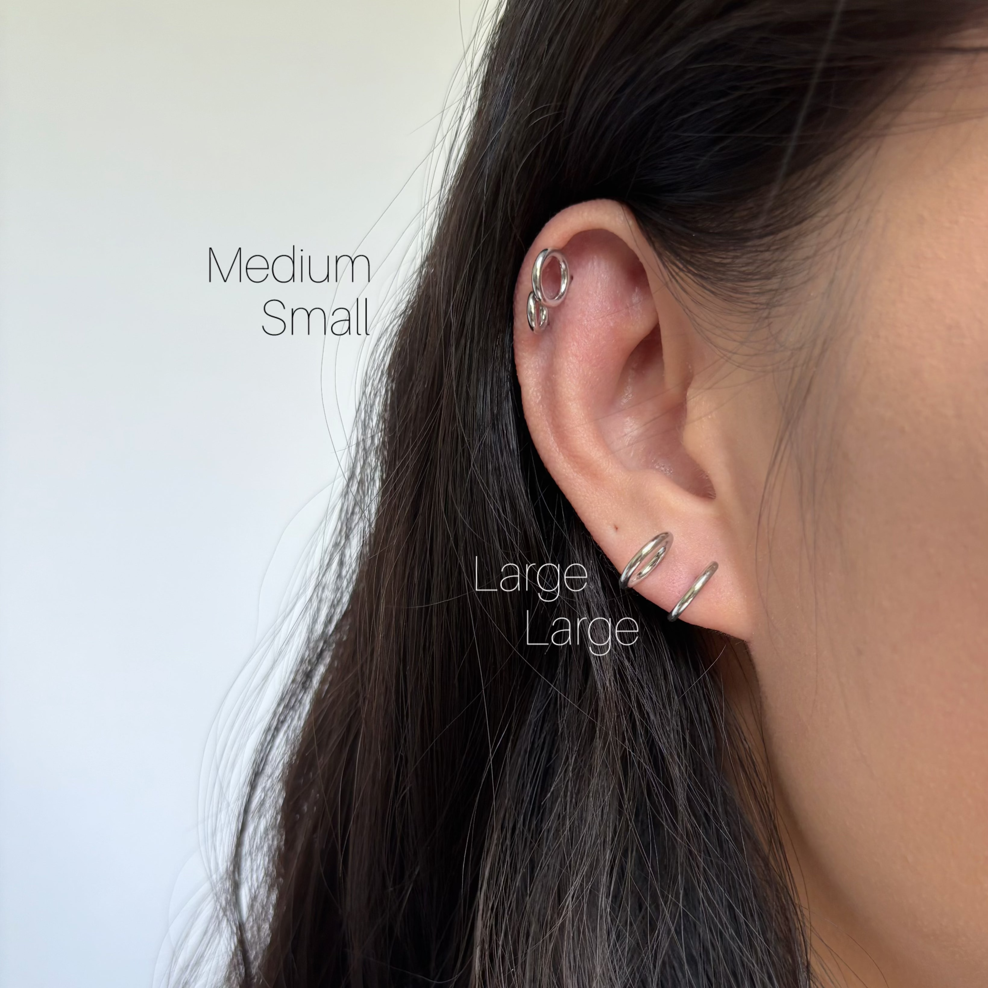 Circle stud earrings