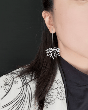Mini maple leaf silver earrings